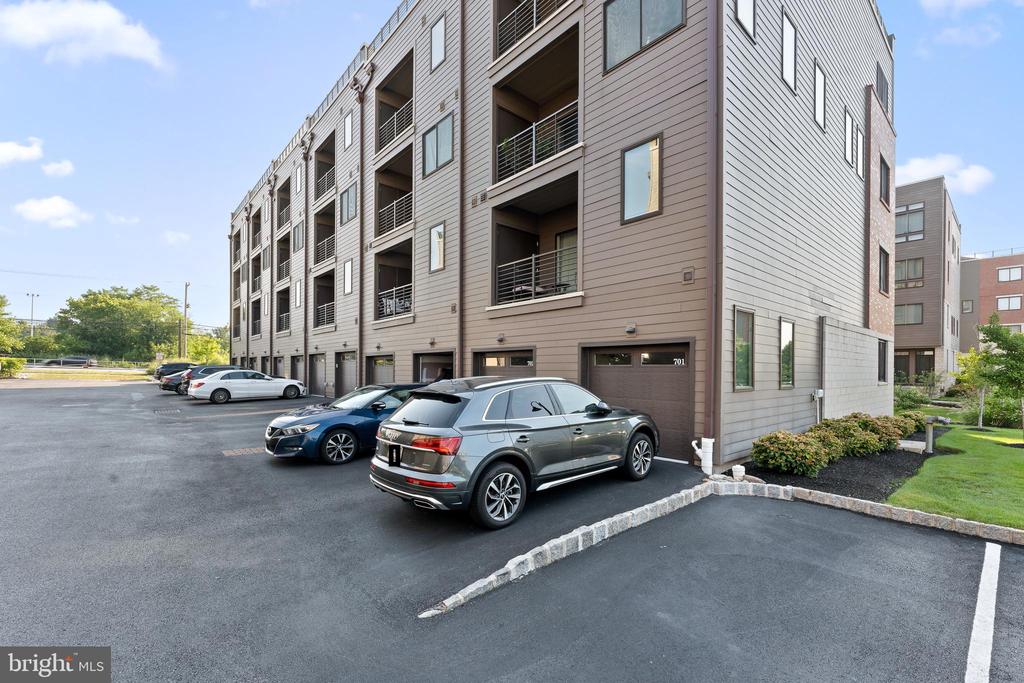 701 Lakeview Ct #Bldg 700