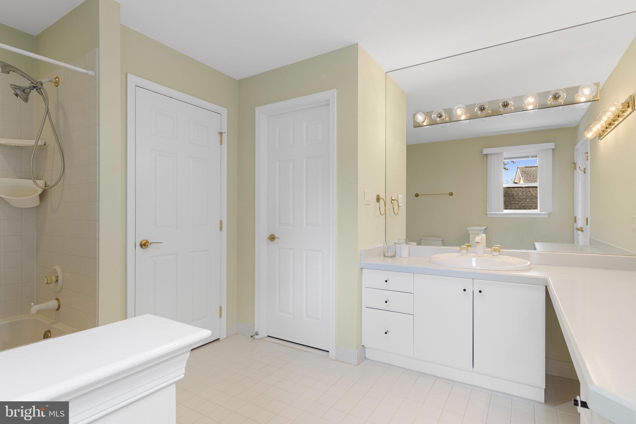1224 Gulph Creek Dr