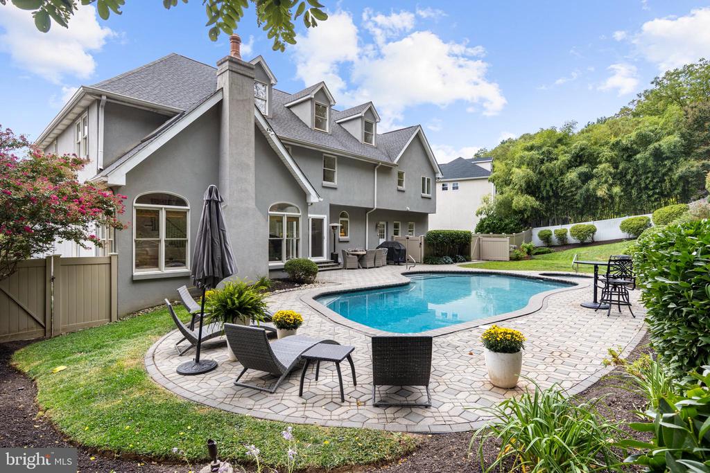 1224 Gulph Creek Dr