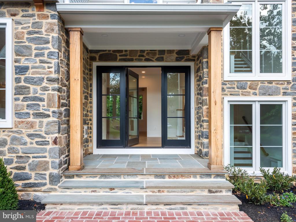 29 SANDRINGHAM ROAD
