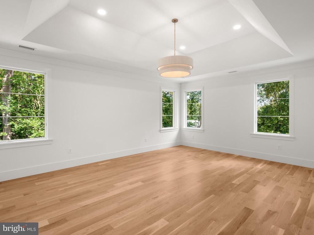 29 SANDRINGHAM ROAD