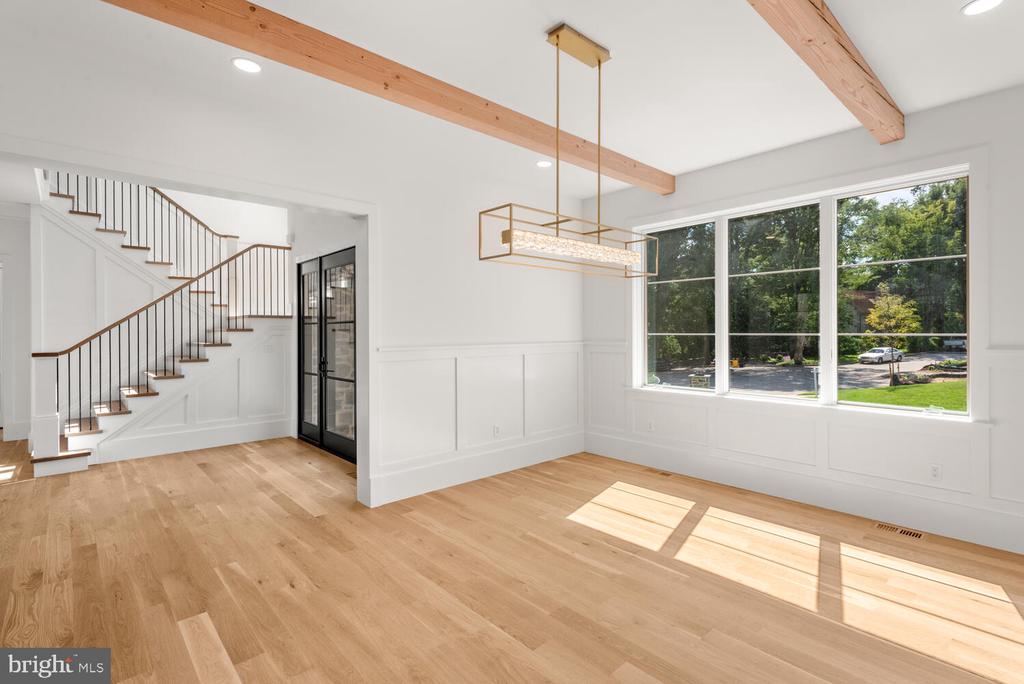 29 SANDRINGHAM ROAD