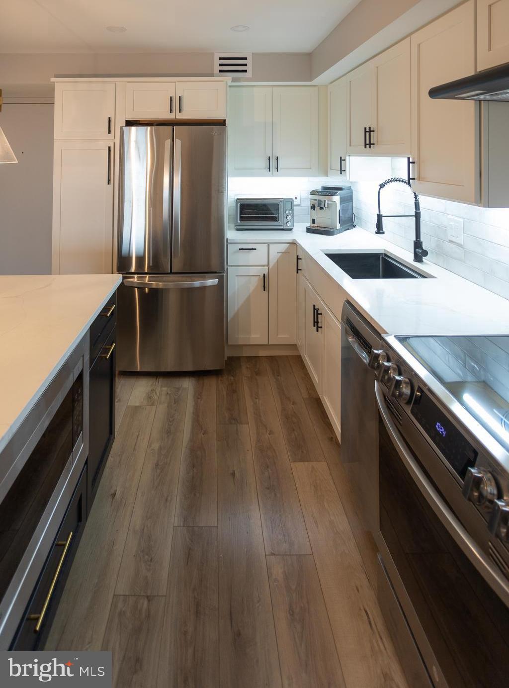 11309 VALLEY FORGE CIRCLE 1309