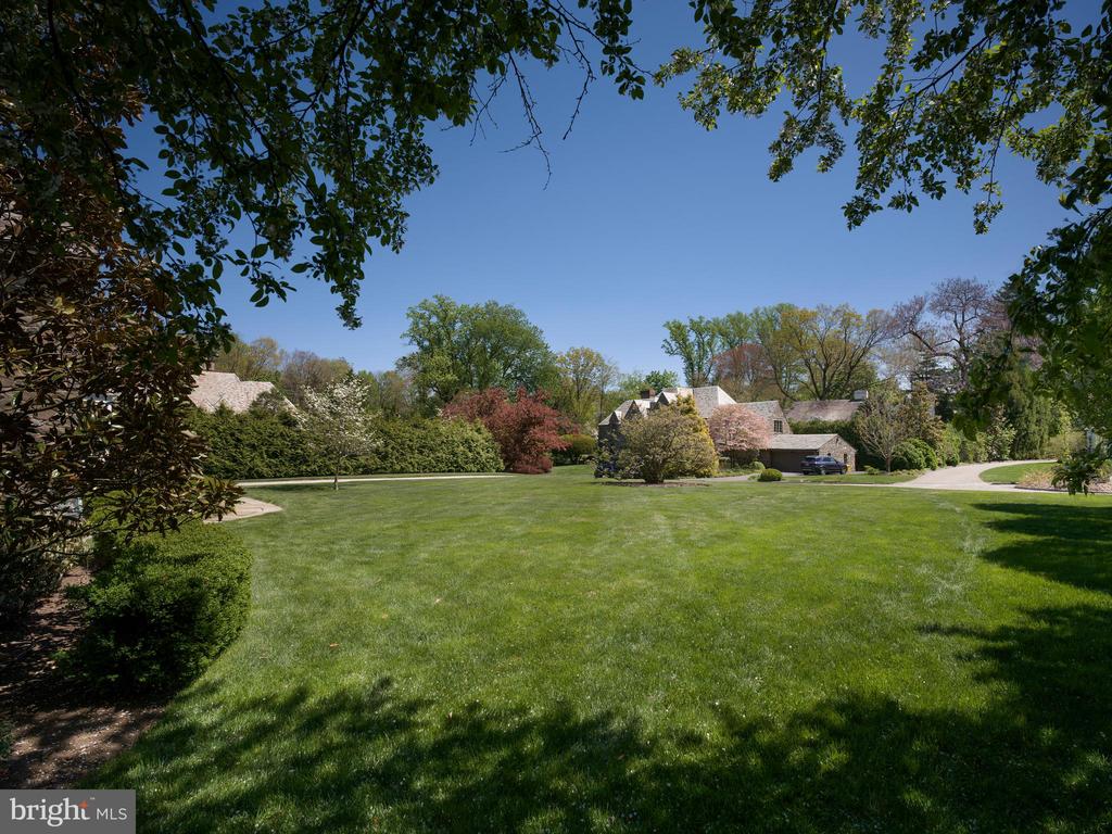 454 MORENO ROAD