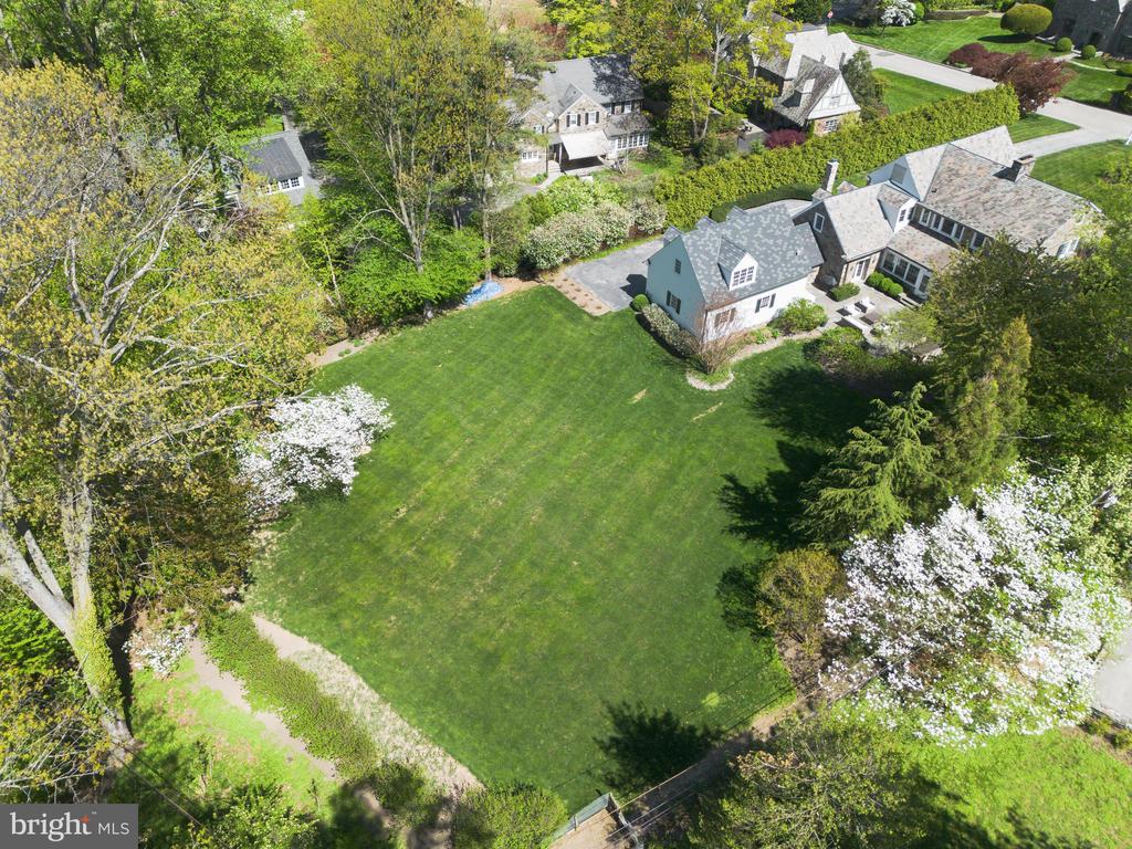 454 MORENO ROAD