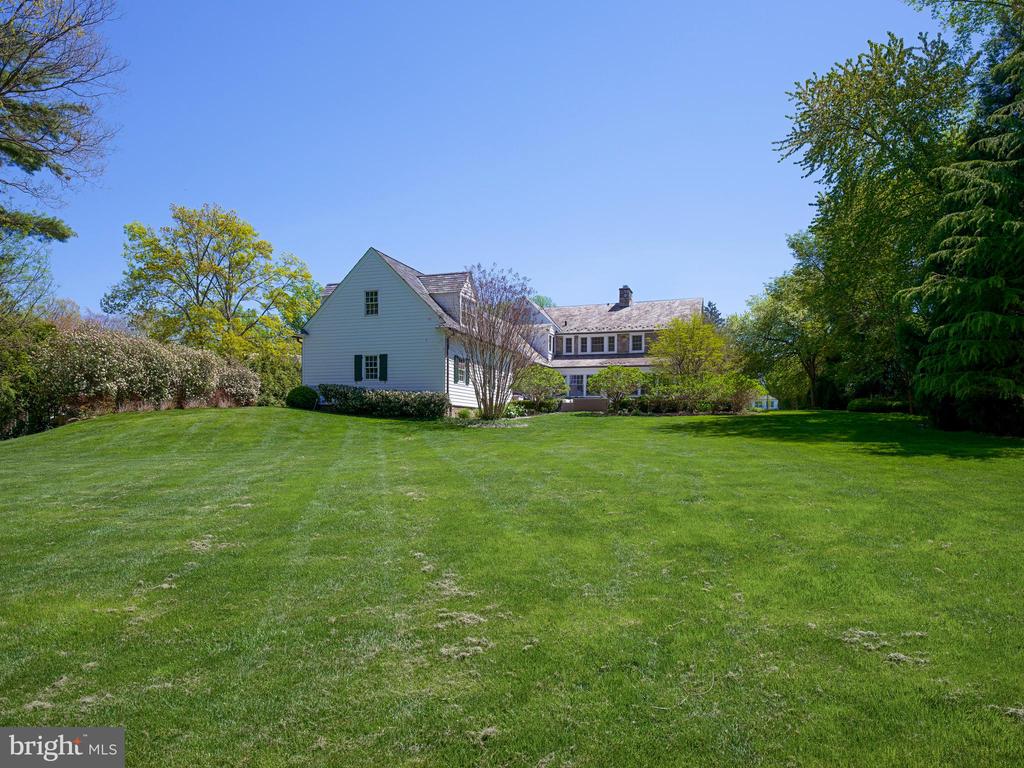 454 MORENO ROAD