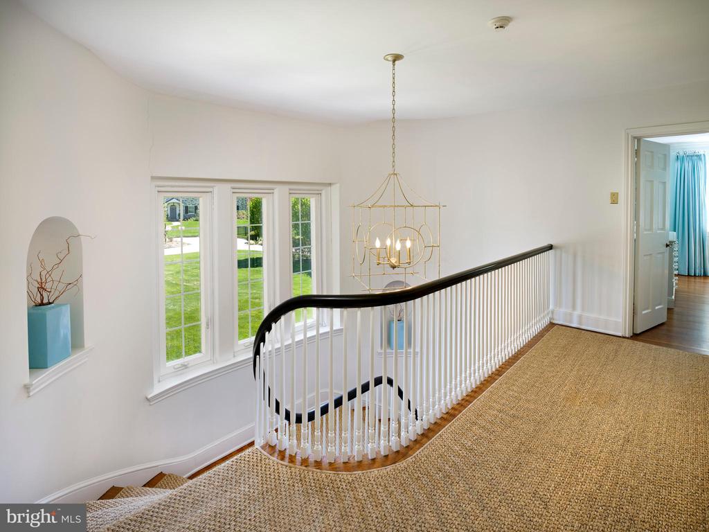 454 MORENO ROAD