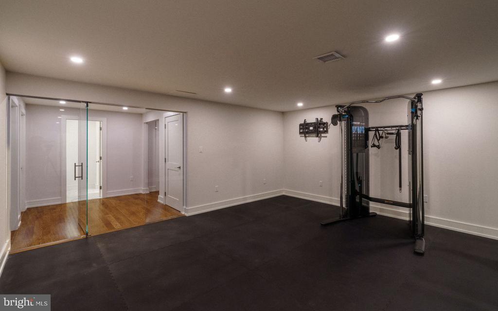 609 SAINT ANDREWS ROAD