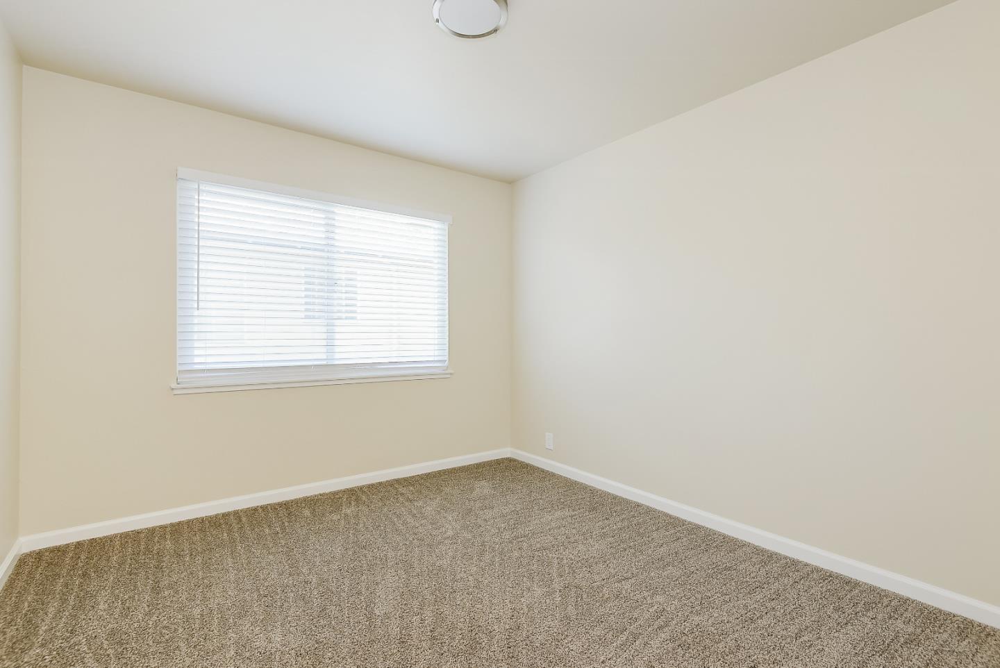954 Fremont ST 3