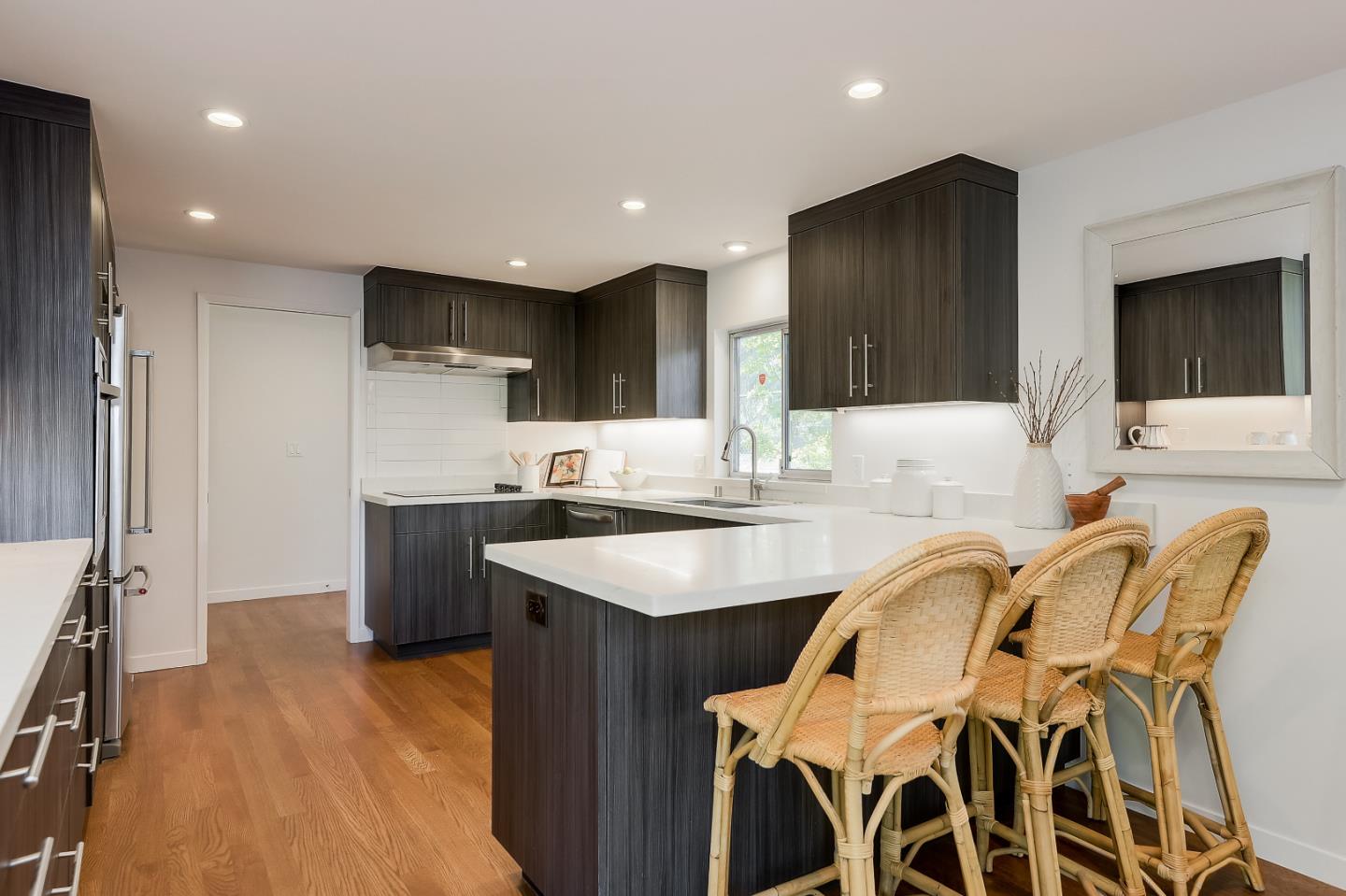 3011 Ross RD