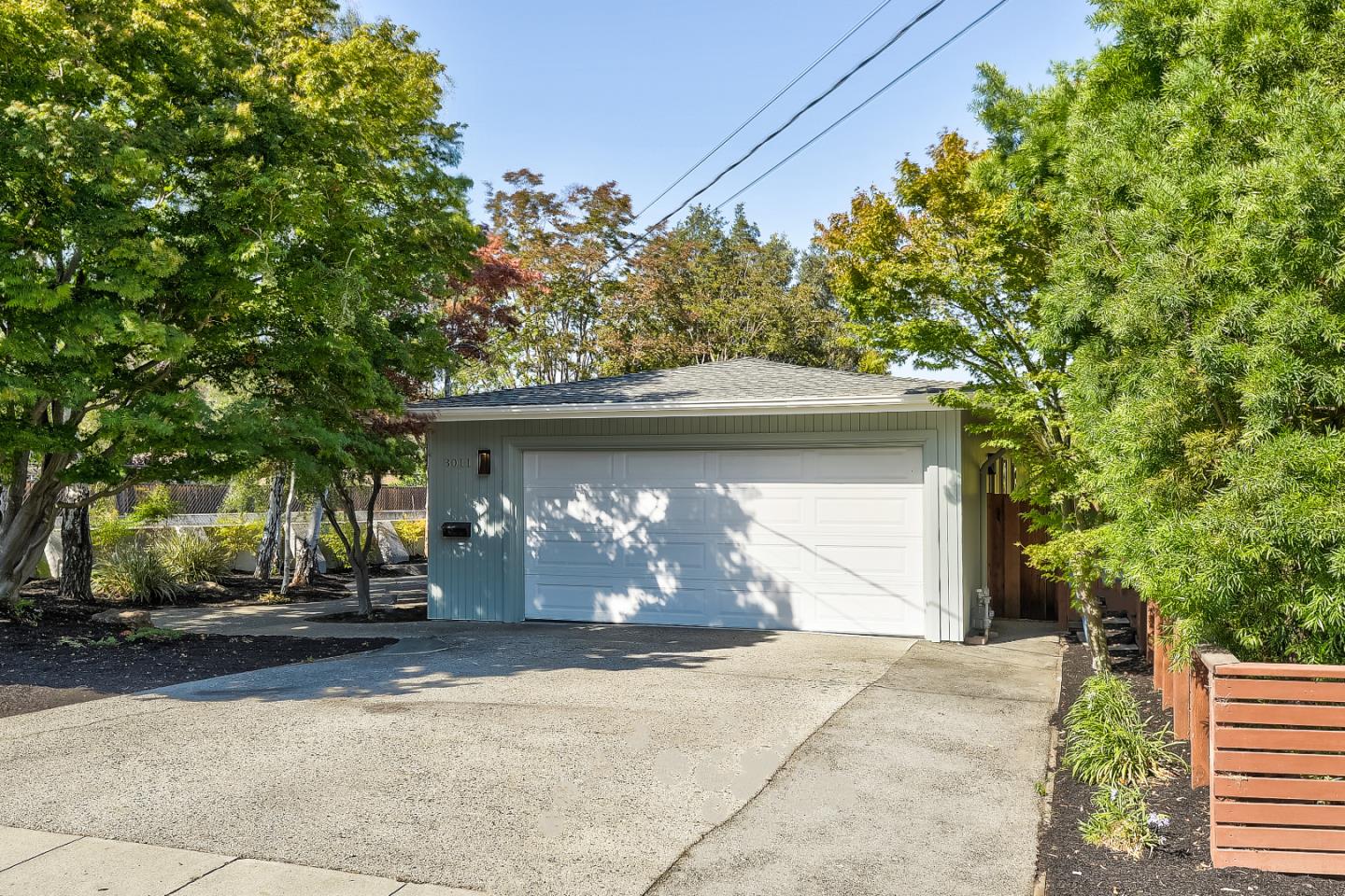 3011 Ross RD