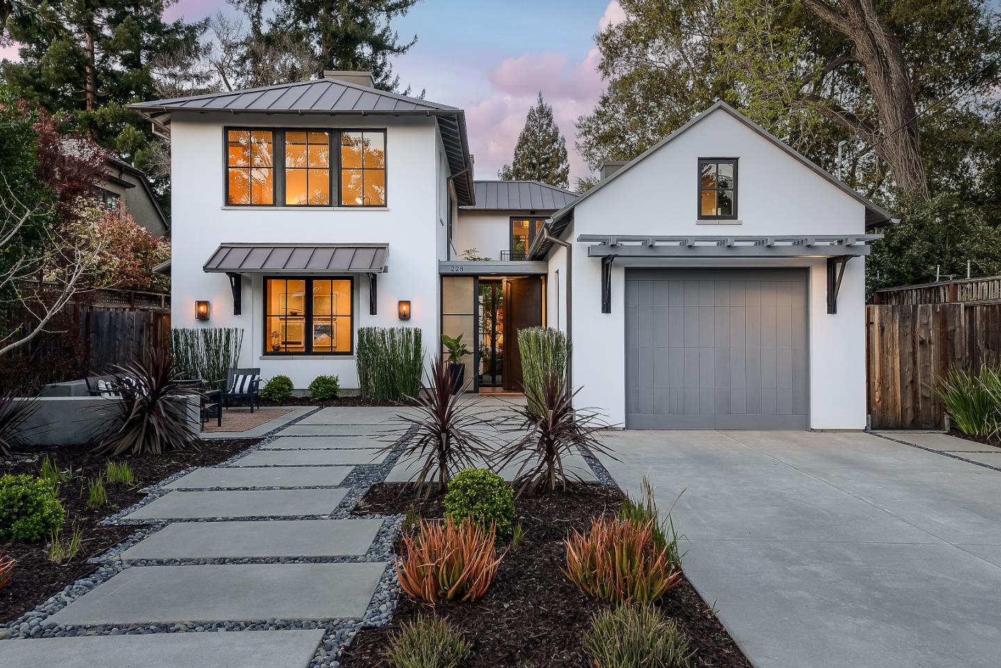 228 Princeton RD