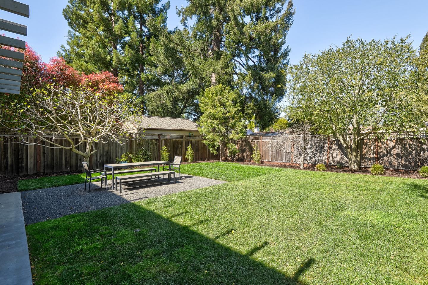 228 Princeton RD