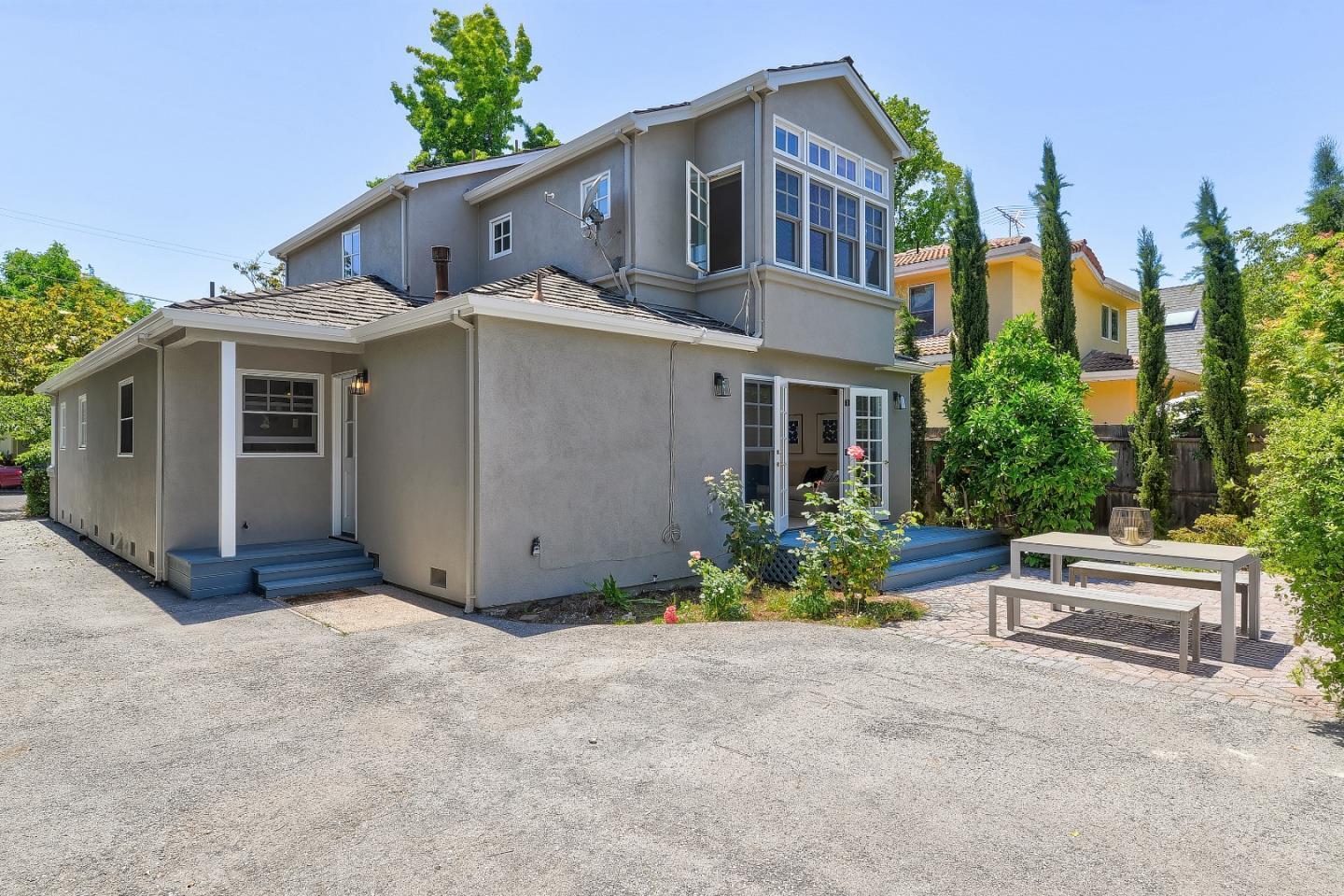 262 Princeton RD