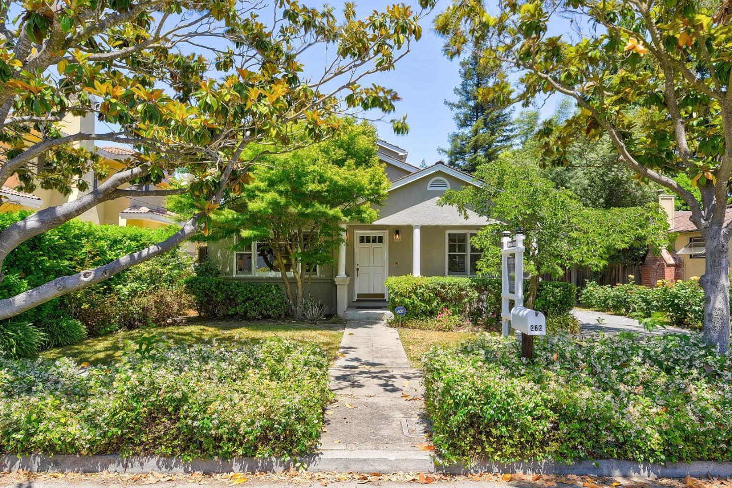 262 Princeton RD