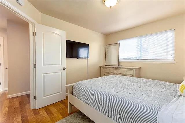 824 Fremont ST