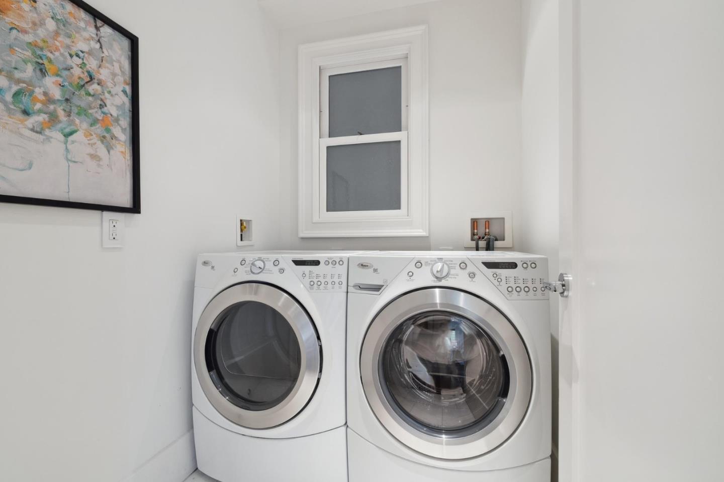 56 Divisadero ST