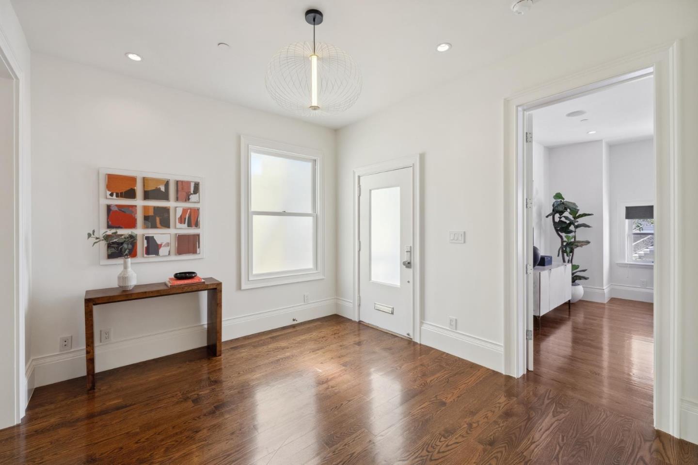 56 Divisadero ST