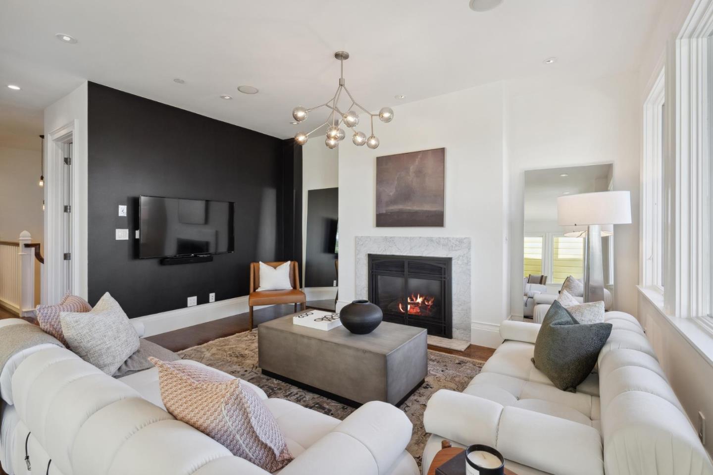56 Divisadero ST