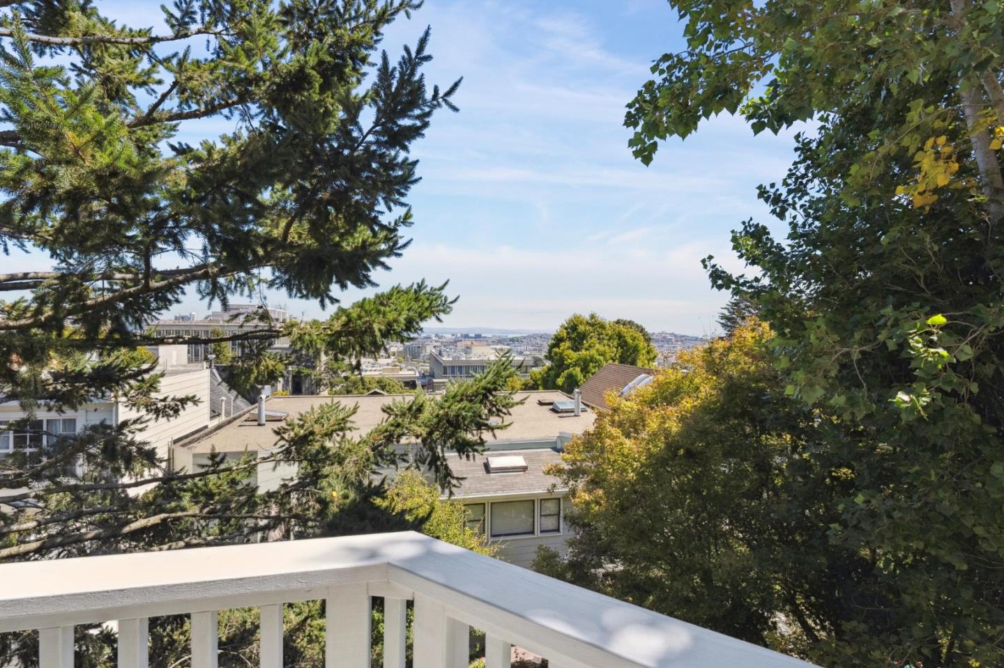 56 Divisadero ST
