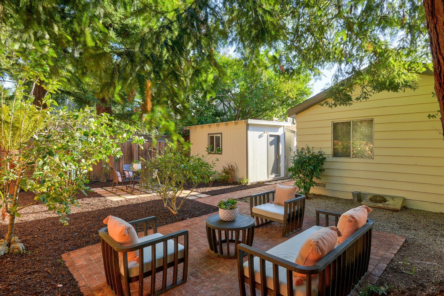 250 Princeton Unit B RD