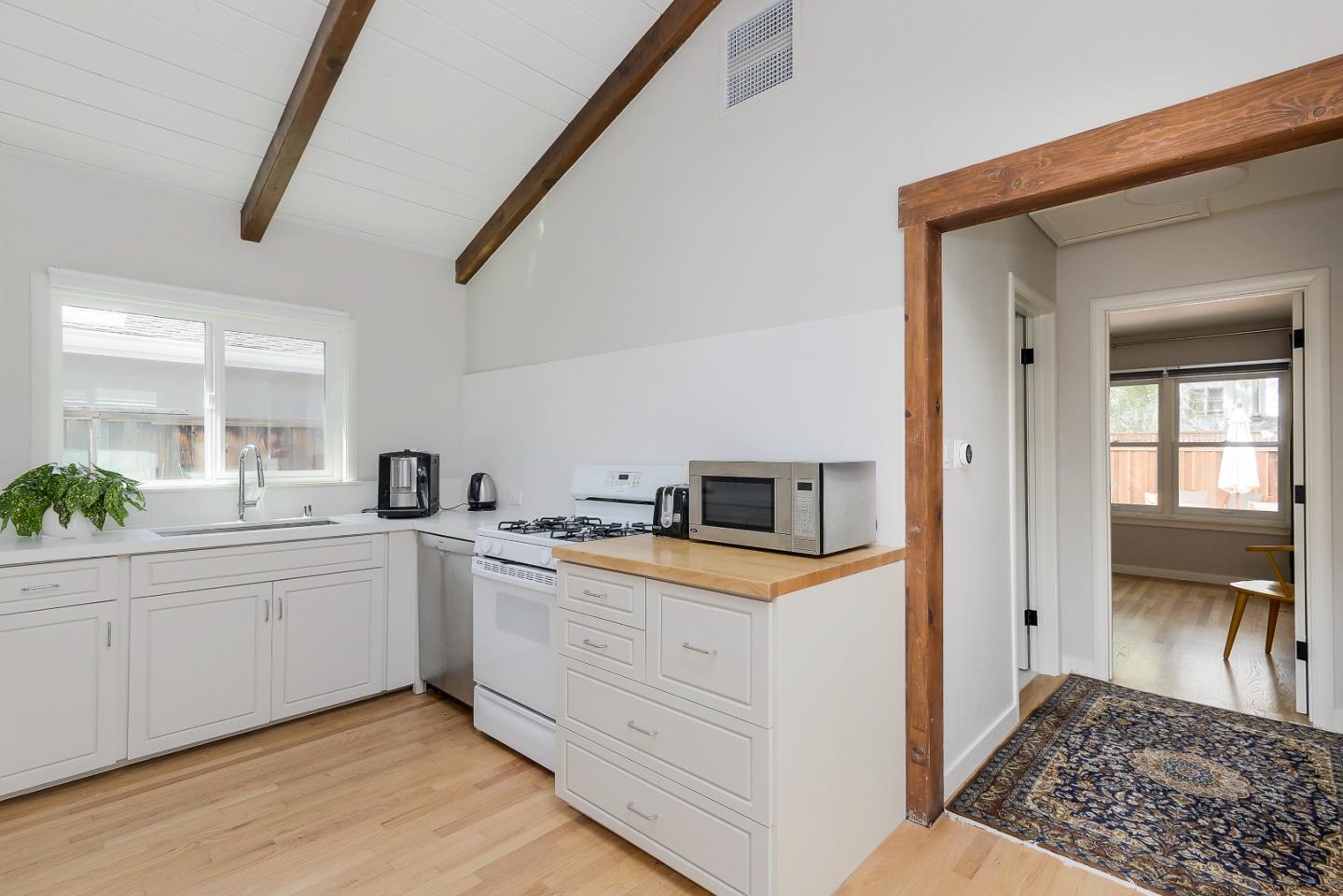 250 Princeton Unit B RD