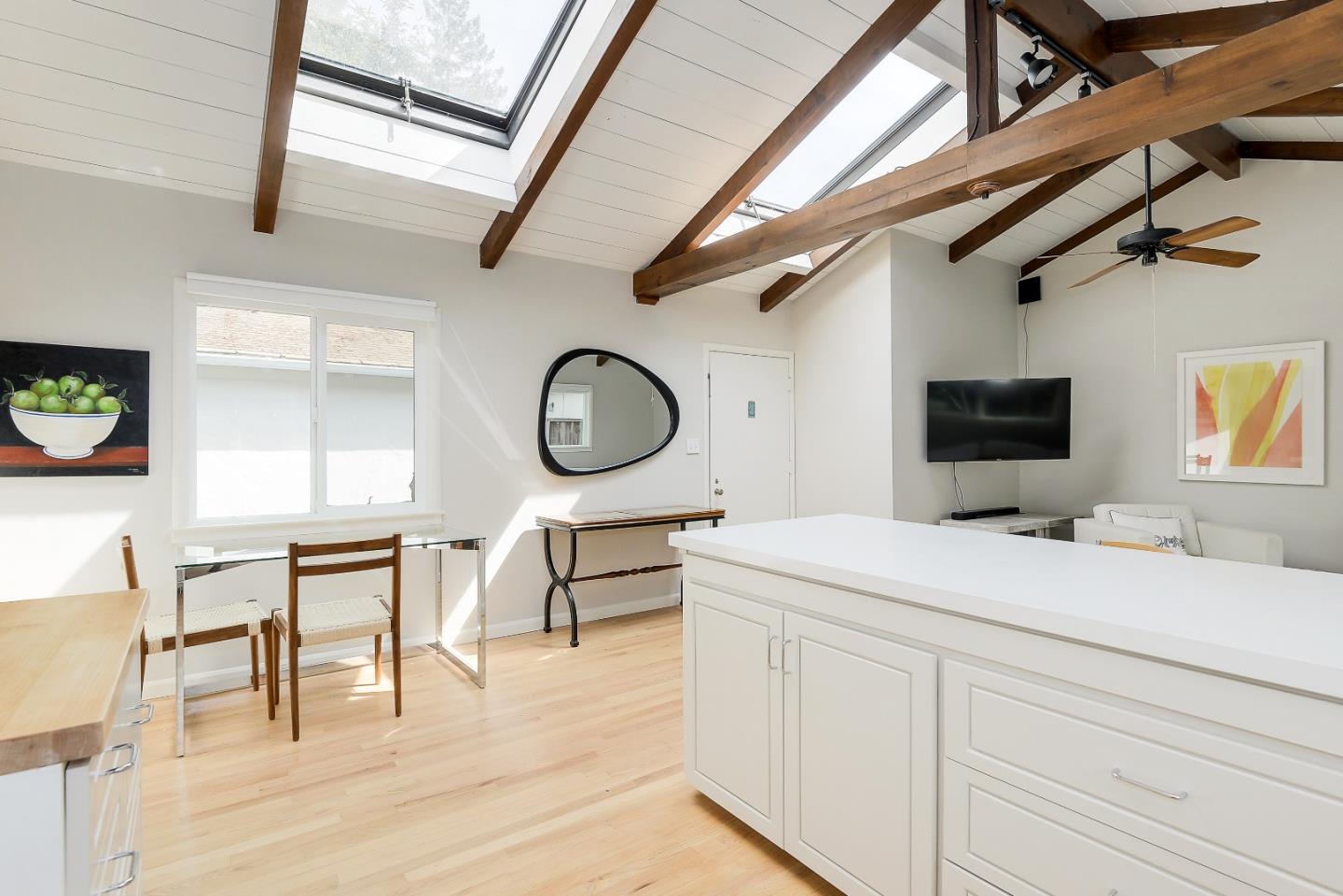 250 Princeton Unit B RD
