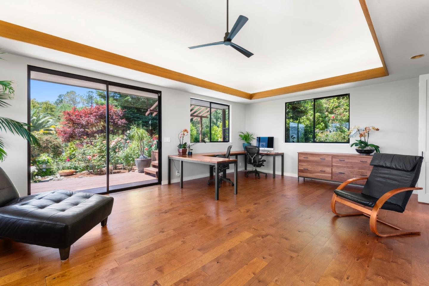 165 Golden Oak Drive