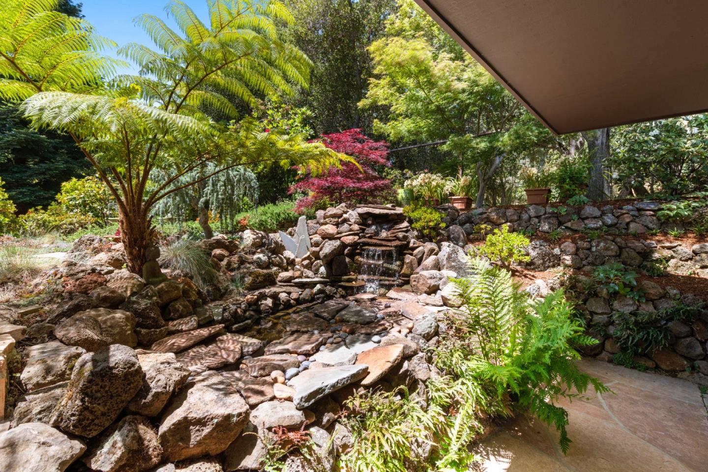 165 Golden Oak Drive