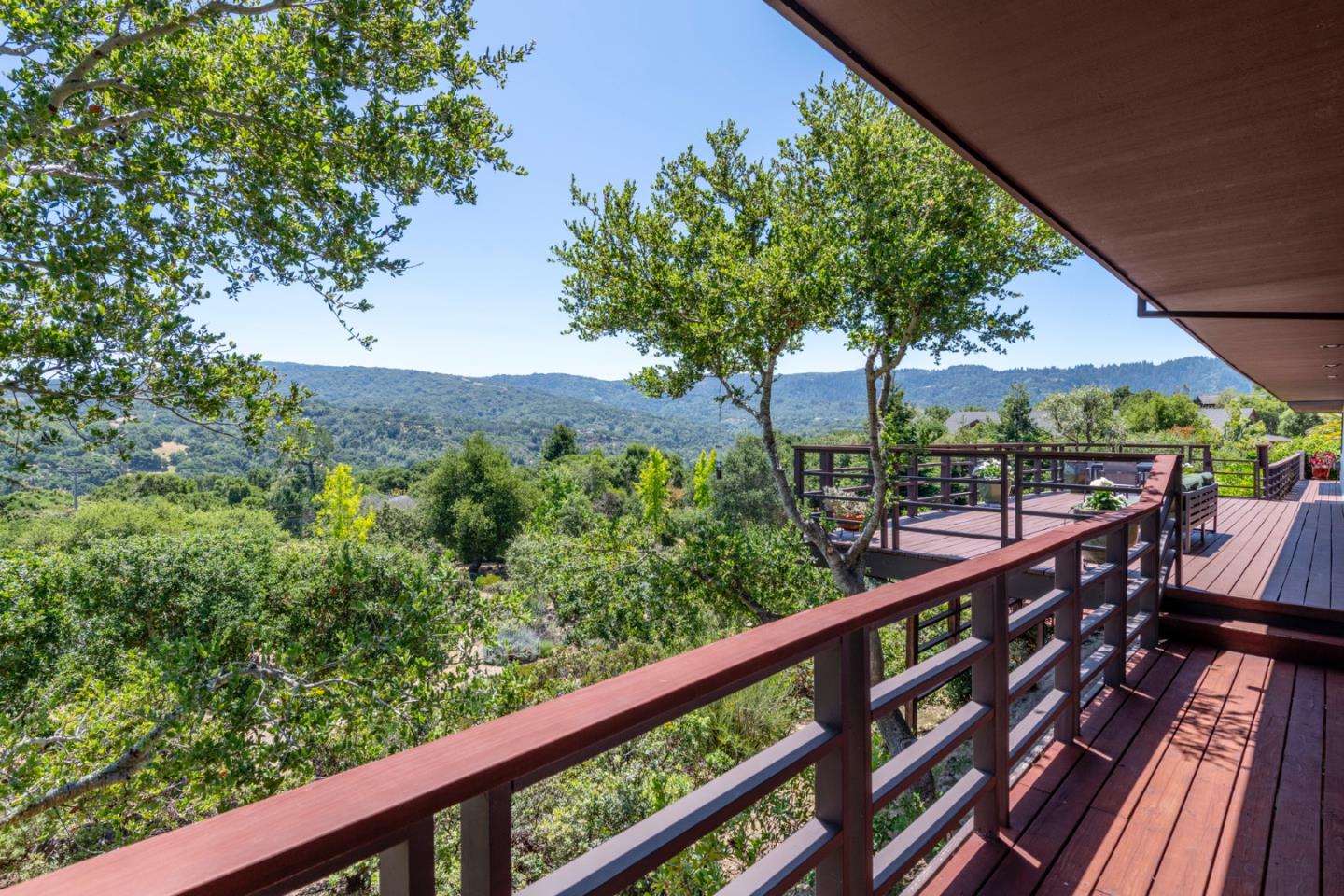 165 Golden Oak Drive