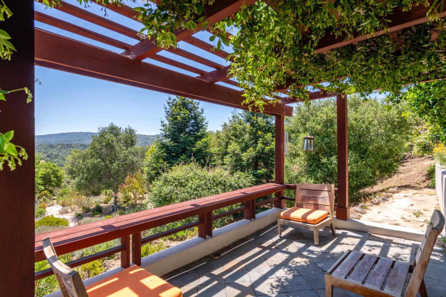 165 Golden Oak Drive