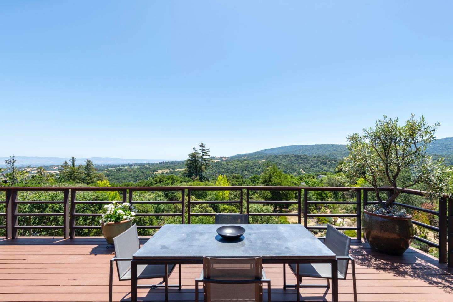 165 Golden Oak Drive