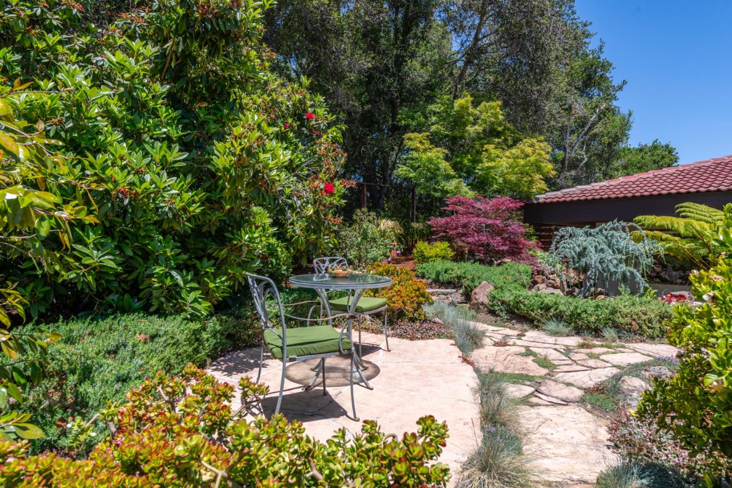 165 Golden Oak Drive