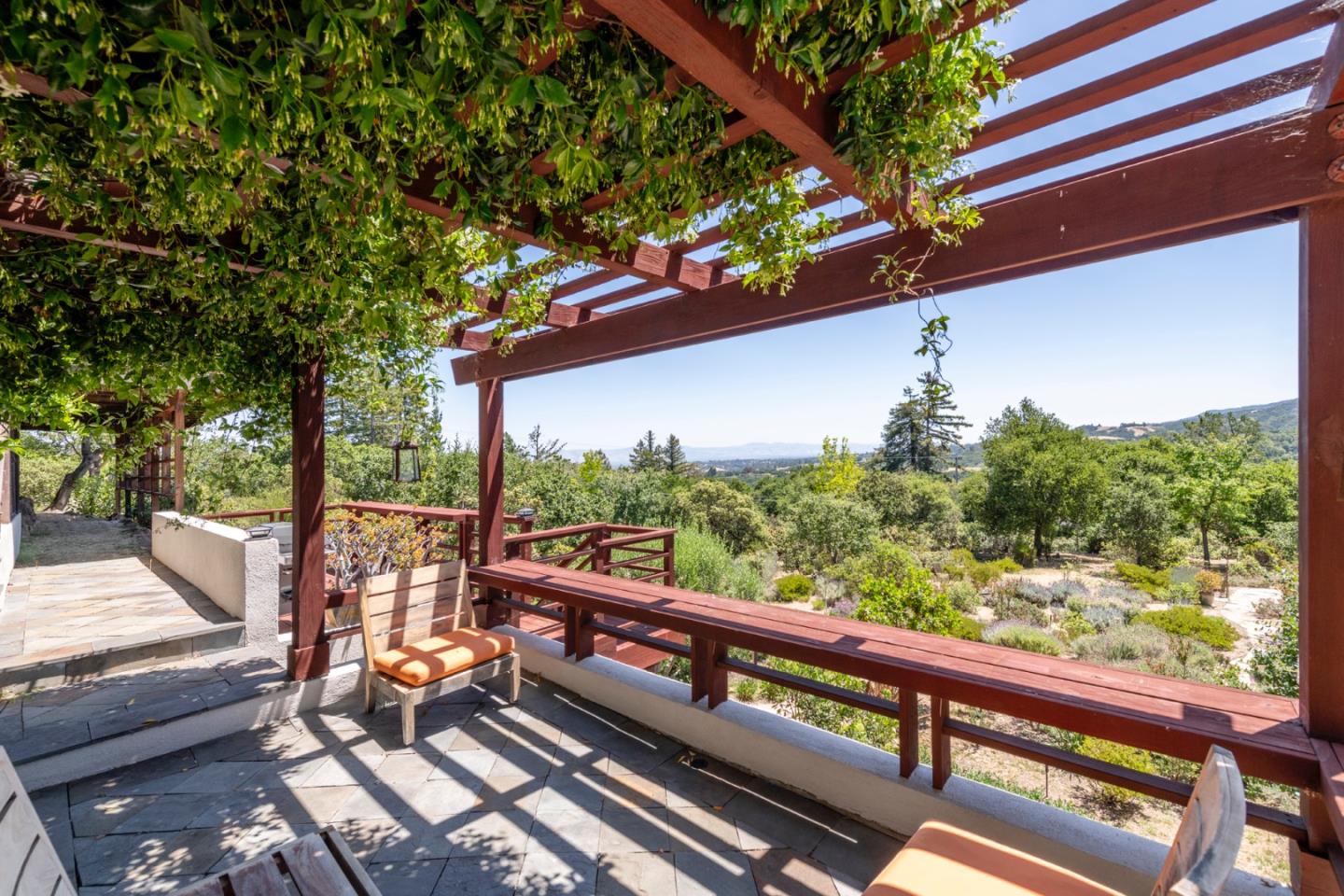 165 Golden Oak Drive