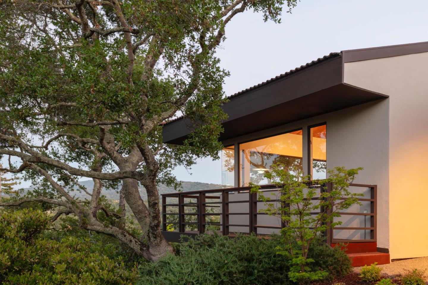 165 Golden Oak Drive