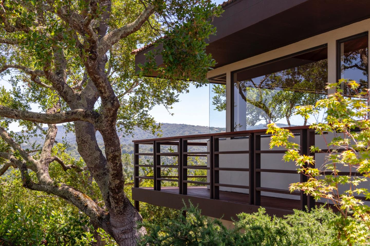 165 Golden Oak Drive