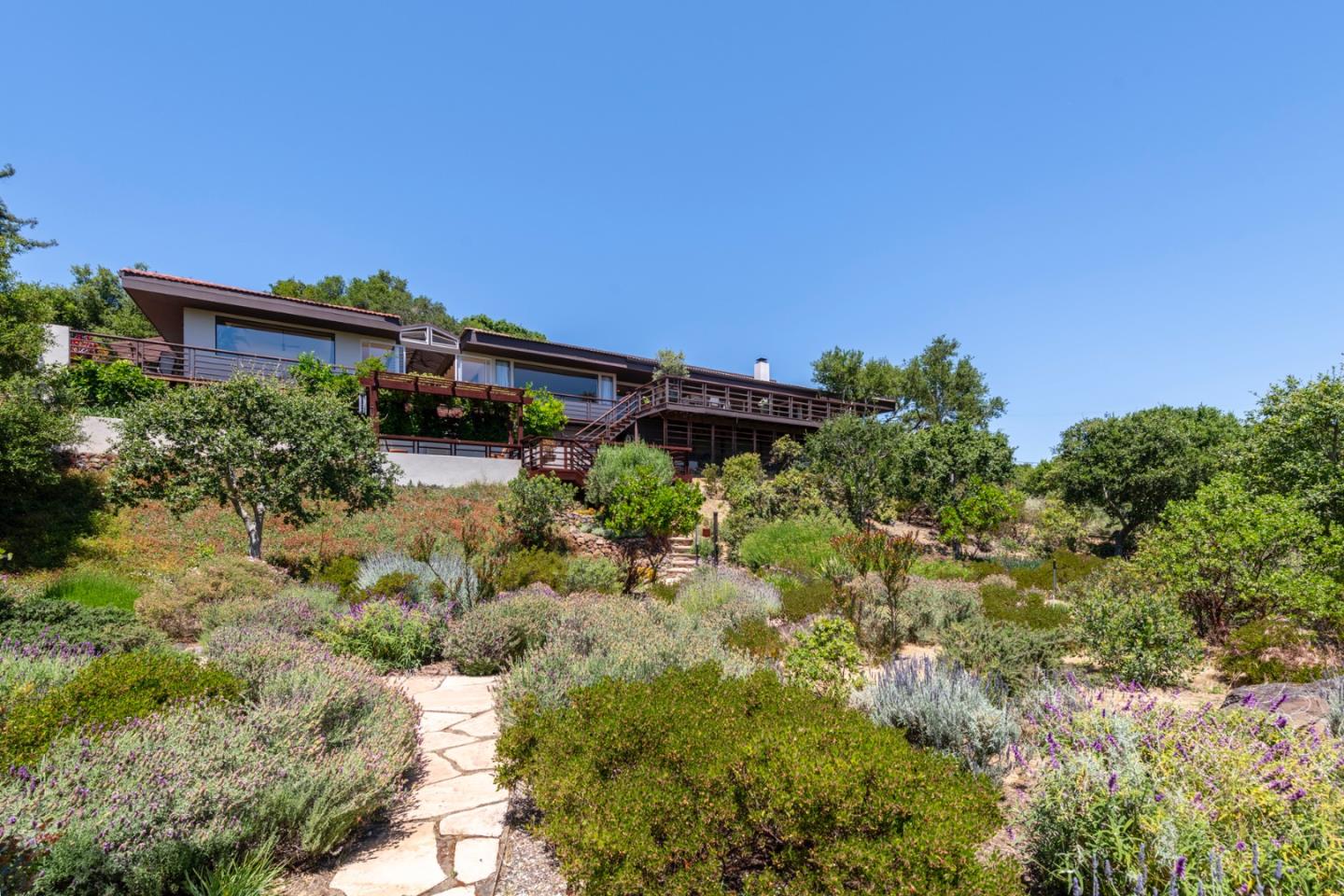 165 Golden Oak Drive