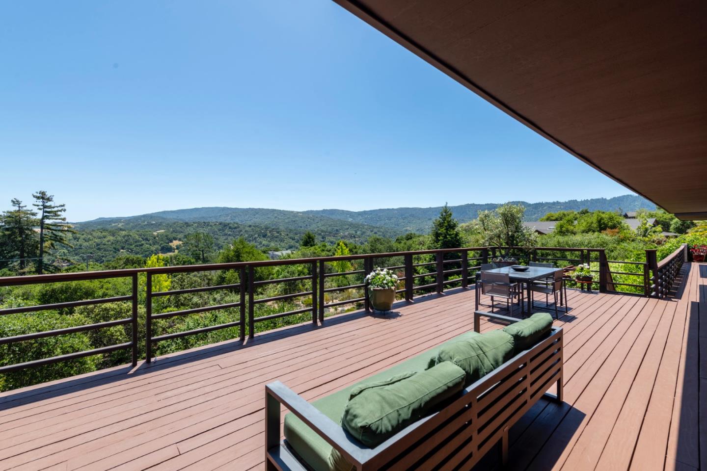 165 Golden Oak Drive