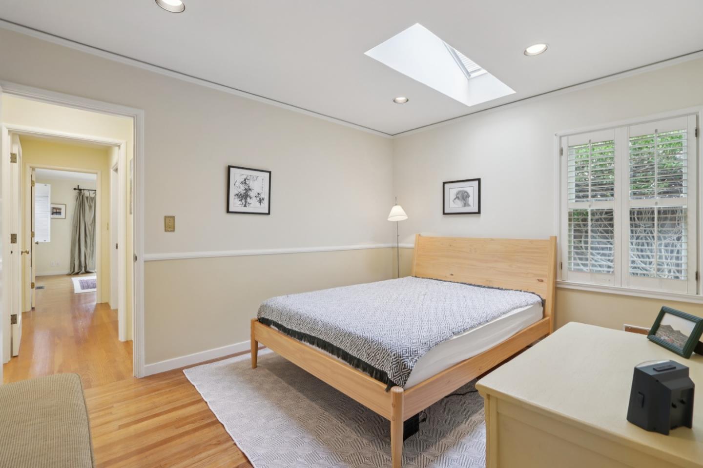 325 University Drive