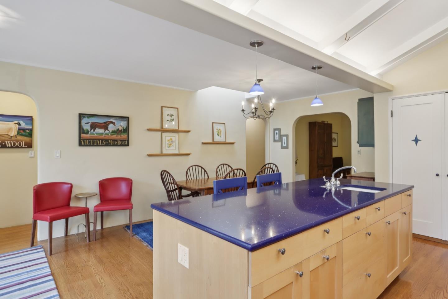 325 University Drive