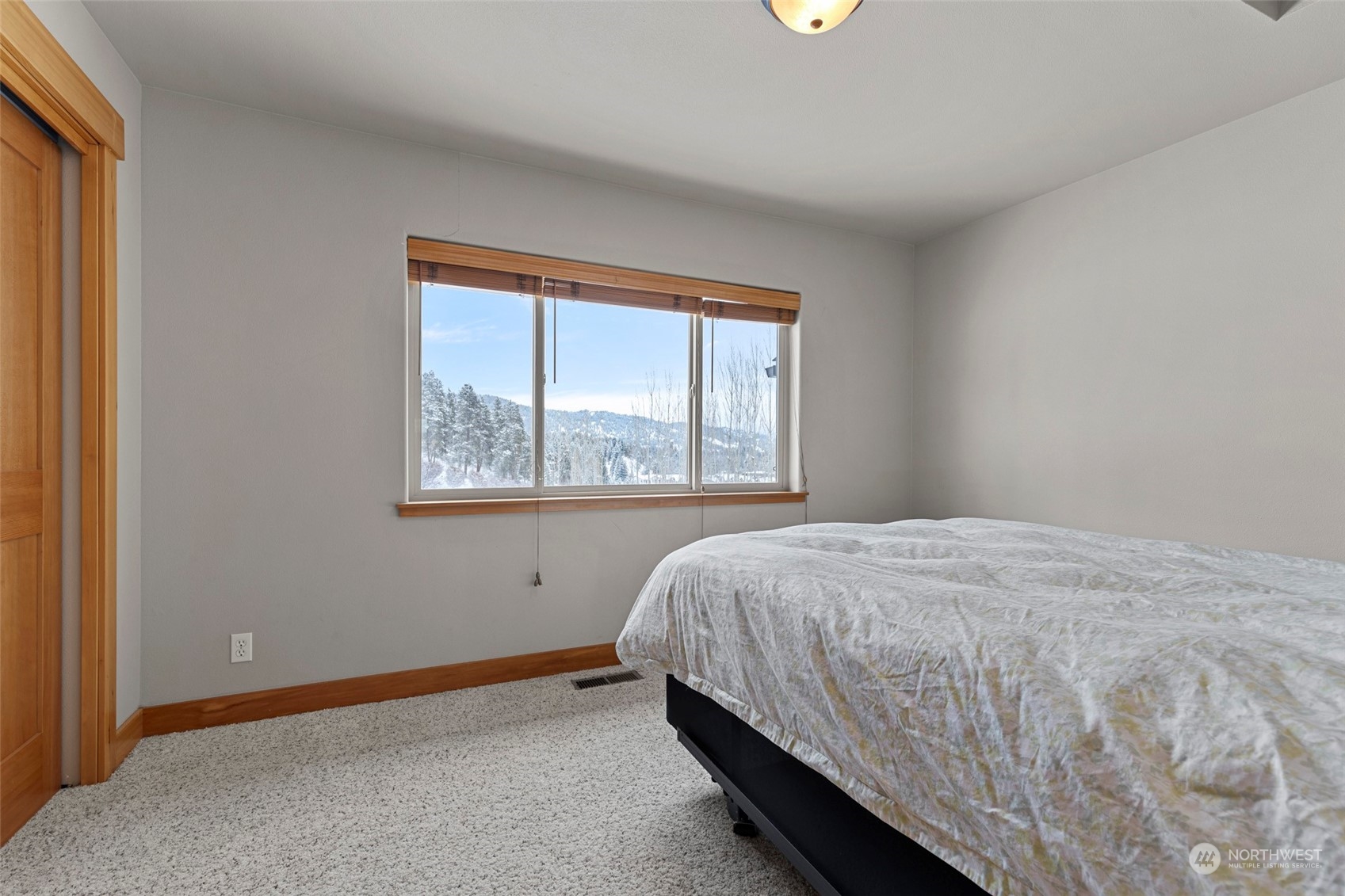 100 Ski Blick Strasse Unit: A103