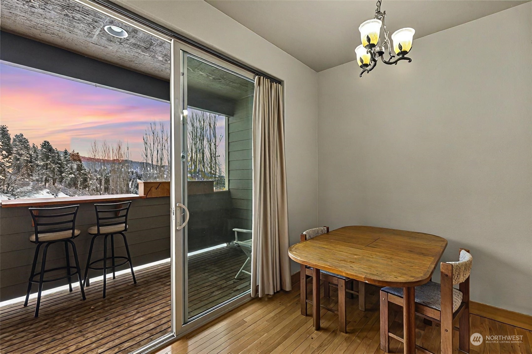 100 Ski Blick Strasse Unit: A103