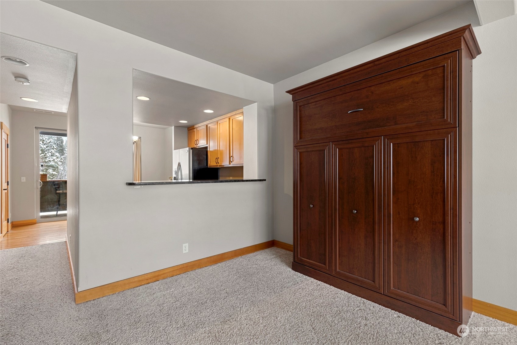 100 Ski Blick Strasse Unit: A103