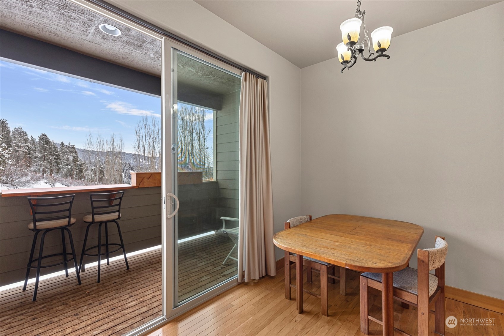 100 Ski Blick Strasse Unit: A103