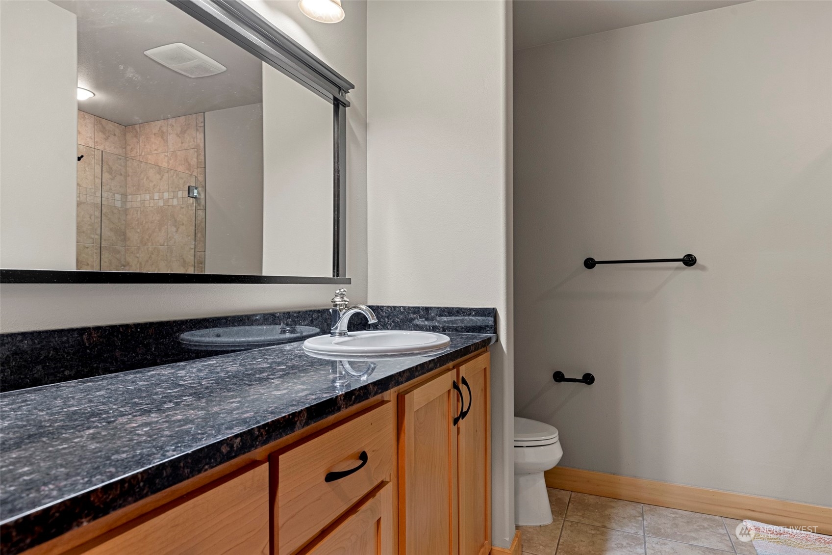 100 Ski Blick Strasse Unit: A103