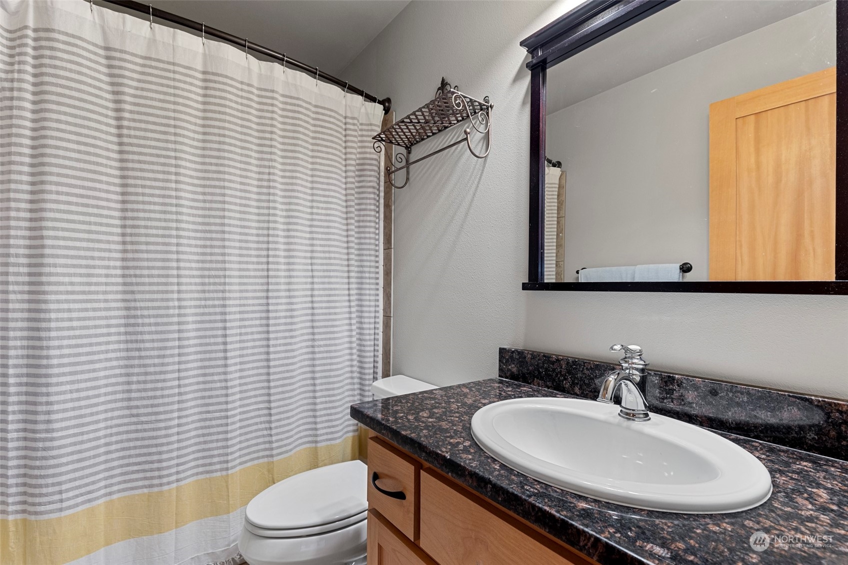 100 Ski Blick Strasse Unit: A103