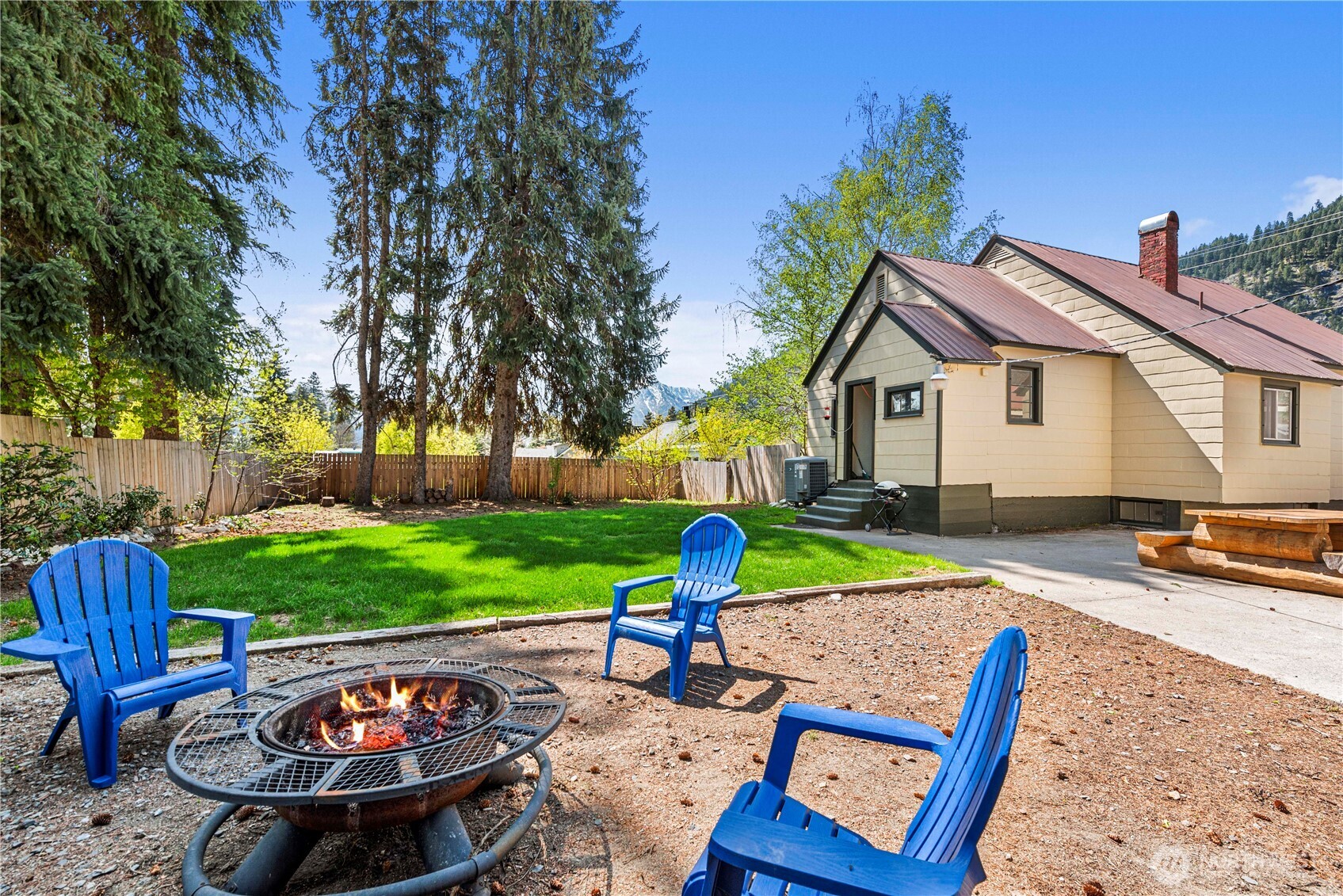 308 Ski Hill Drive