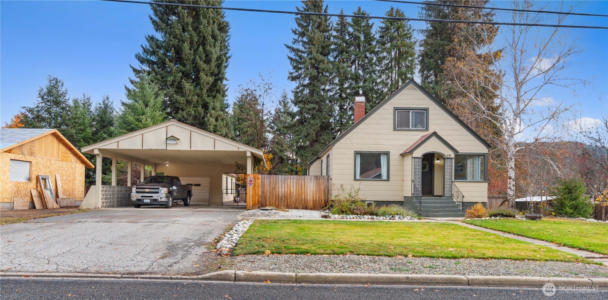 308 Ski Hill Drive