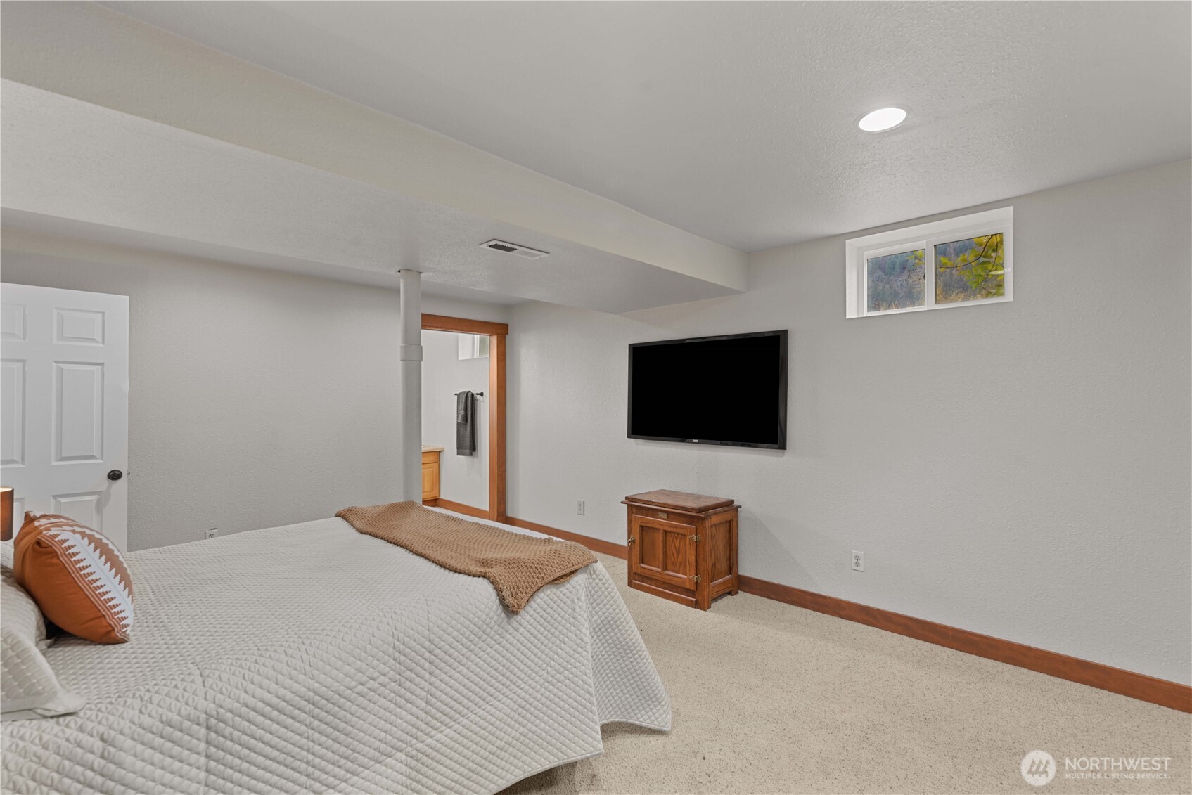 308 Ski Hill Drive