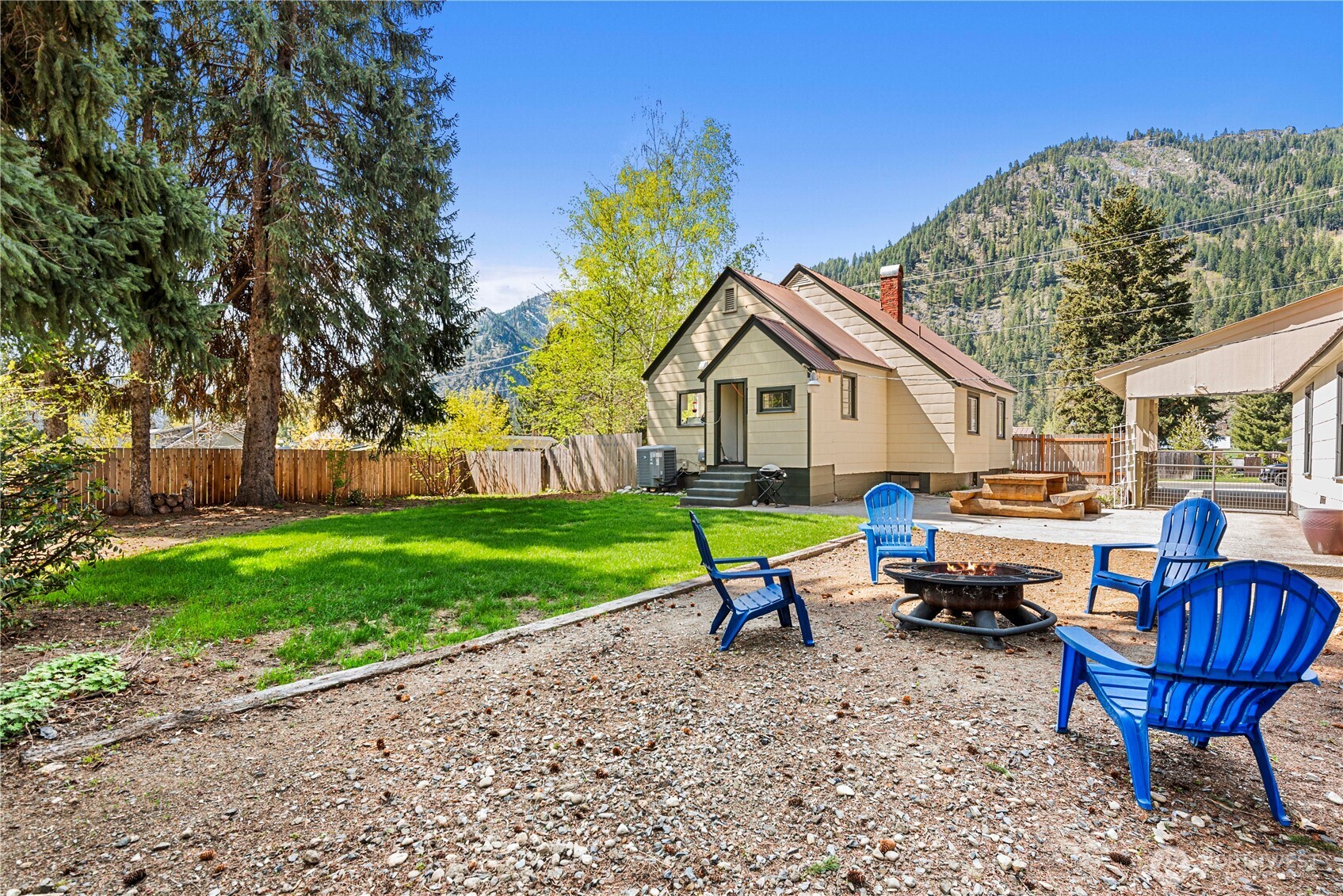 308 Ski Hill Drive
